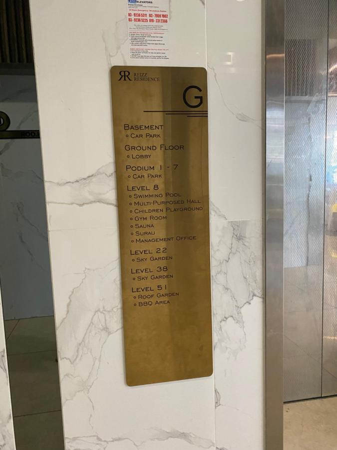 Reizz Residence By Perkasa Κουάλα Λουμπούρ Εξωτερικό φωτογραφία